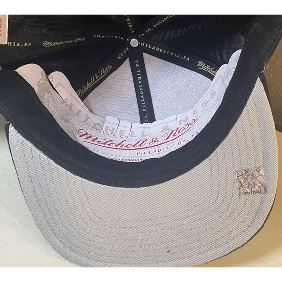 Mitchell & Ness Los Angeles Lakers Game Day Pattern Snapback NBA FINALS 2000 - Picture 6 of 7